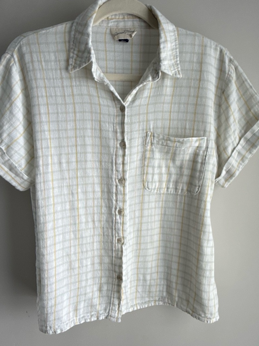 Universal Thread Light Cream Plaid Short-Sleeve Button-Down Shirt